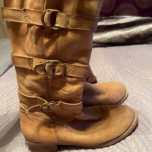 Two Lips knee-high boots